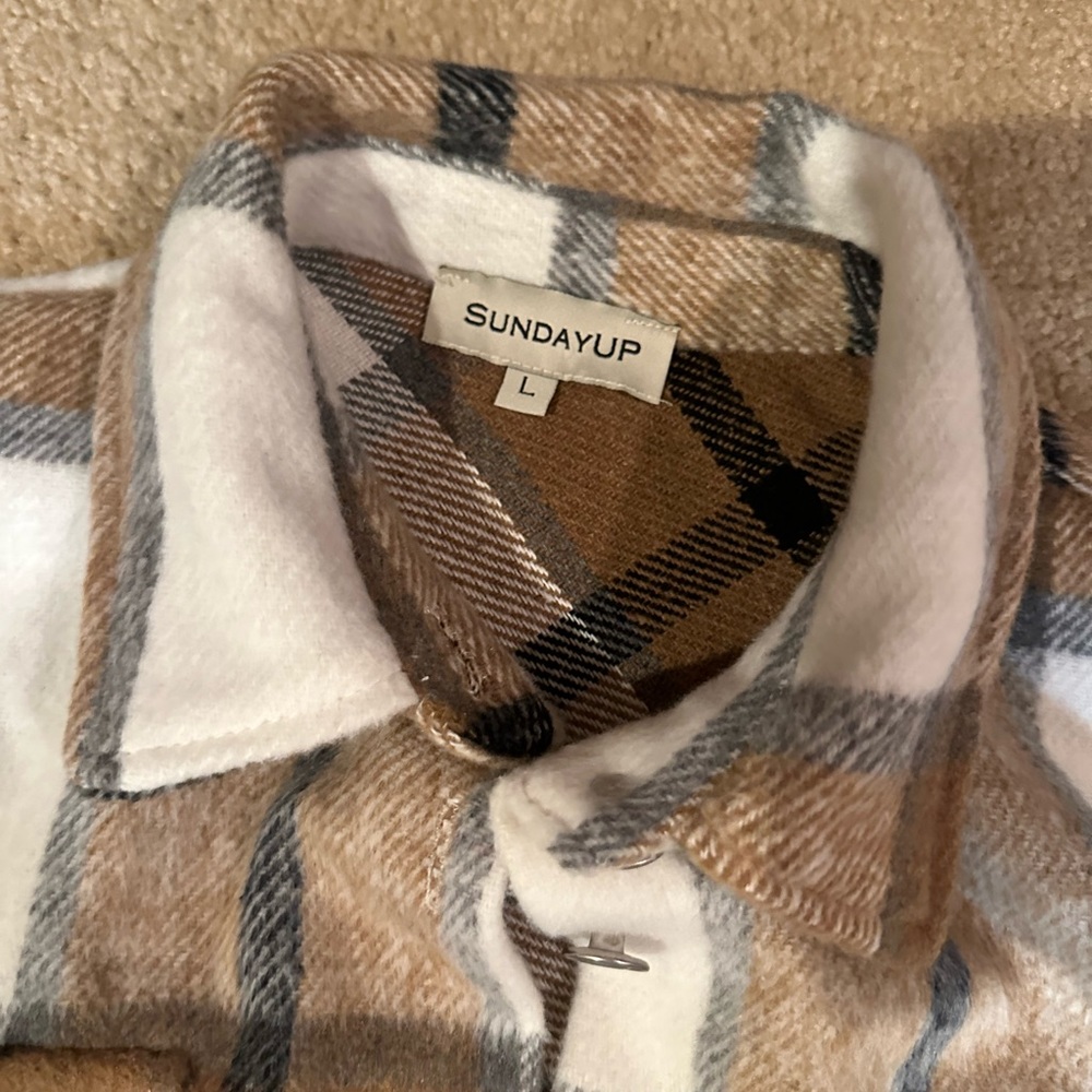 From hunnis fall shacket -